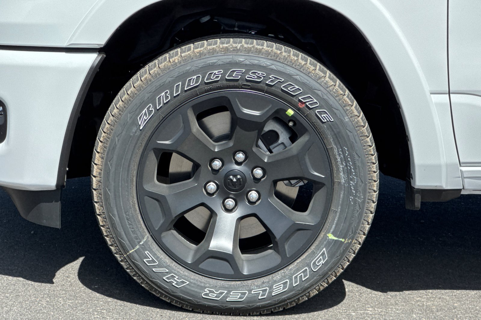 New 2027 RAM 1500 4x4 Crew Cab image 23