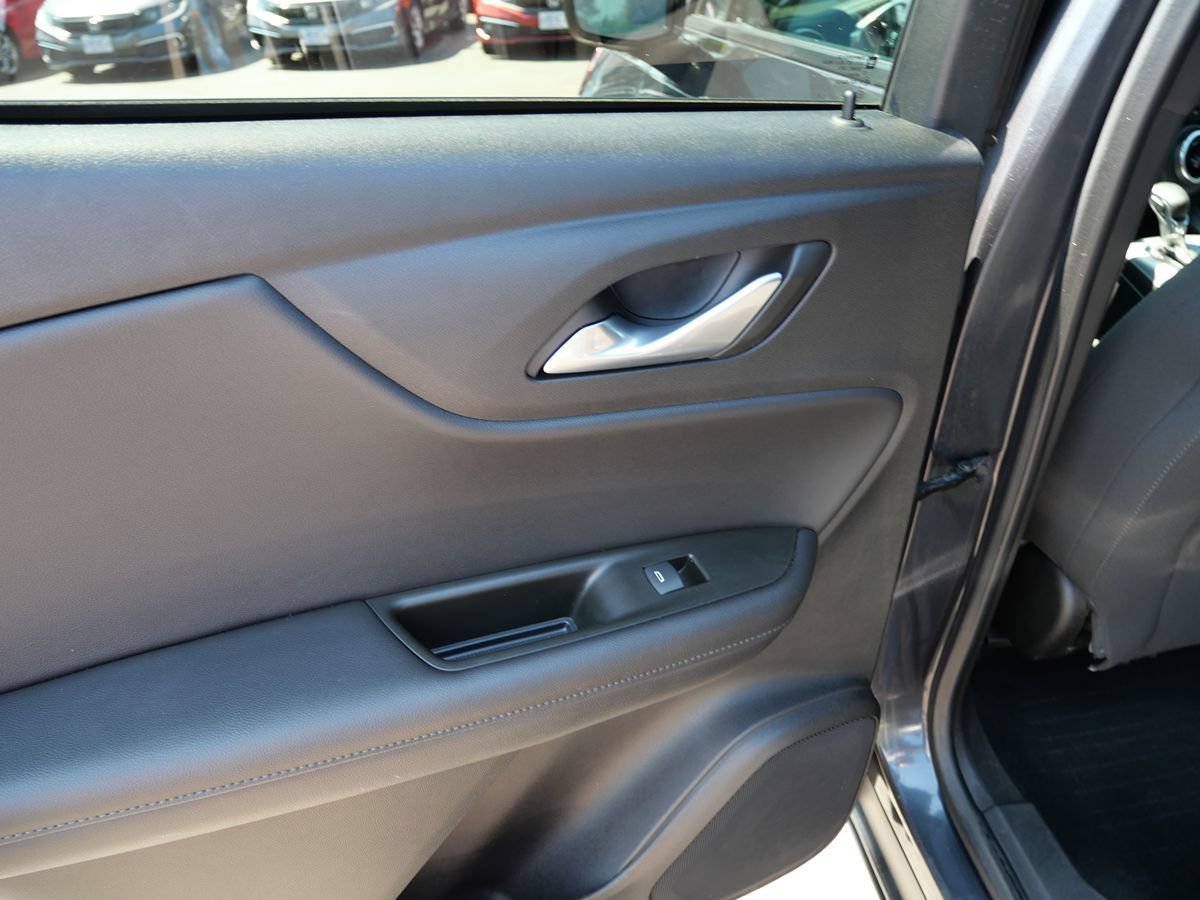 Used 2022 Chevrolet Blazer LT AWD/4WD image 27
