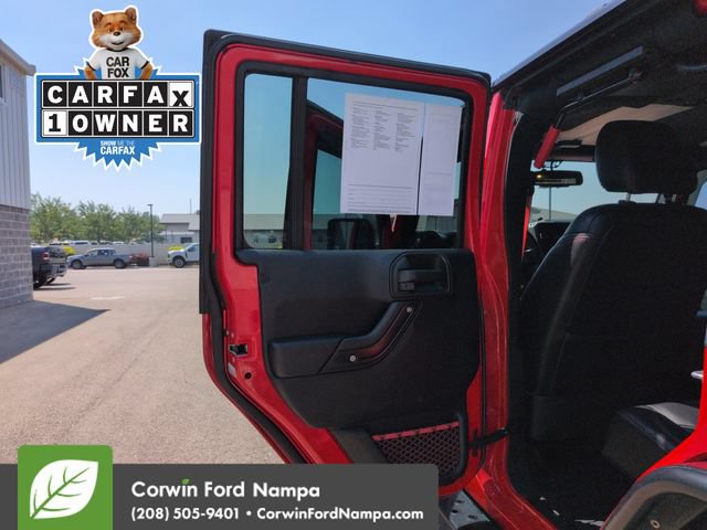 Used 2018 Jeep Wrangler Unlimited Rubicon AWD/4WD image 24