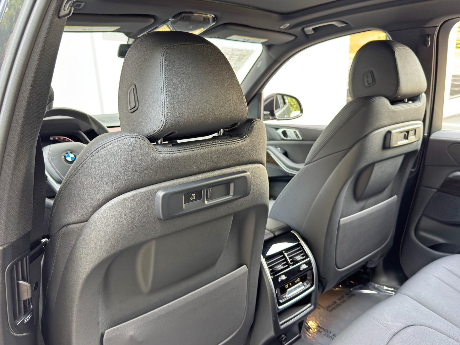 Used 2021 BMW X5 sDrive40i w/ Convenience Package RWD image 38