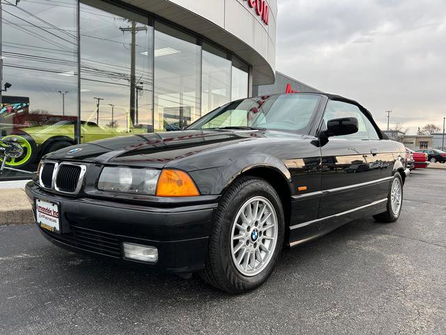 Used 1997 BMW 328i Convertible image 2