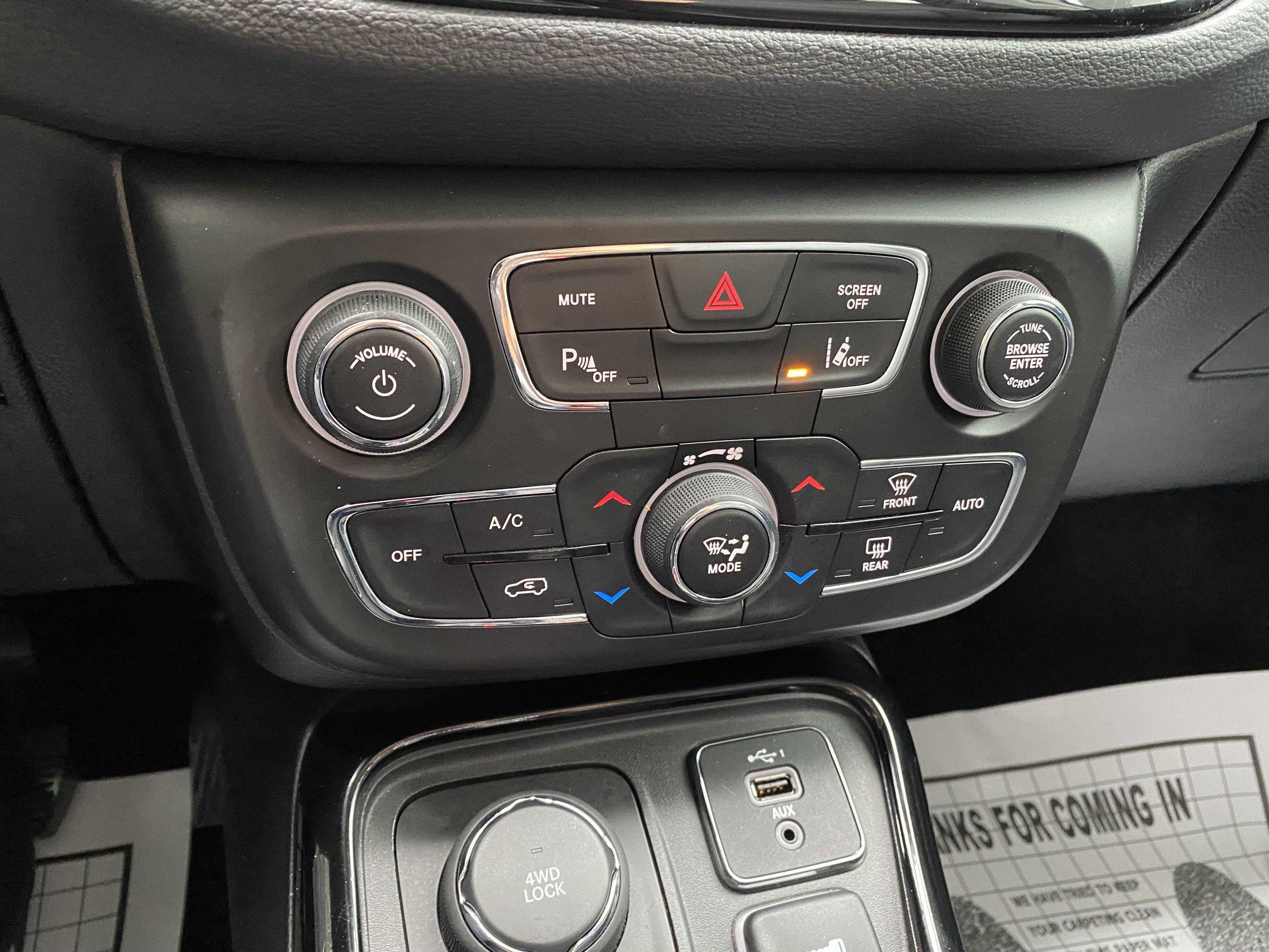 Used 2021 Jeep Compass Limited w/ Sun and Sound Group image 28