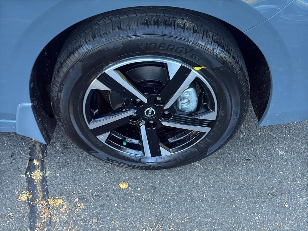 New 2025 Nissan Sentra SV image 9