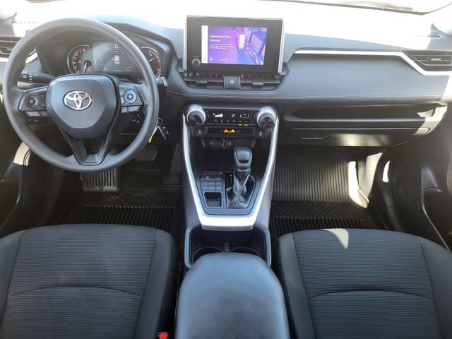 Used 2023 Toyota RAV4 LE AWD/4WD image 24