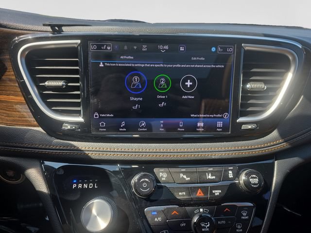 Used 2021 Chrysler Pacifica Pinnacle FWD image 15