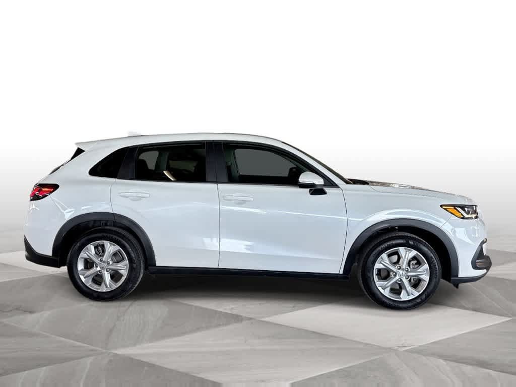 Used 2024 Honda HR-V LX image 9