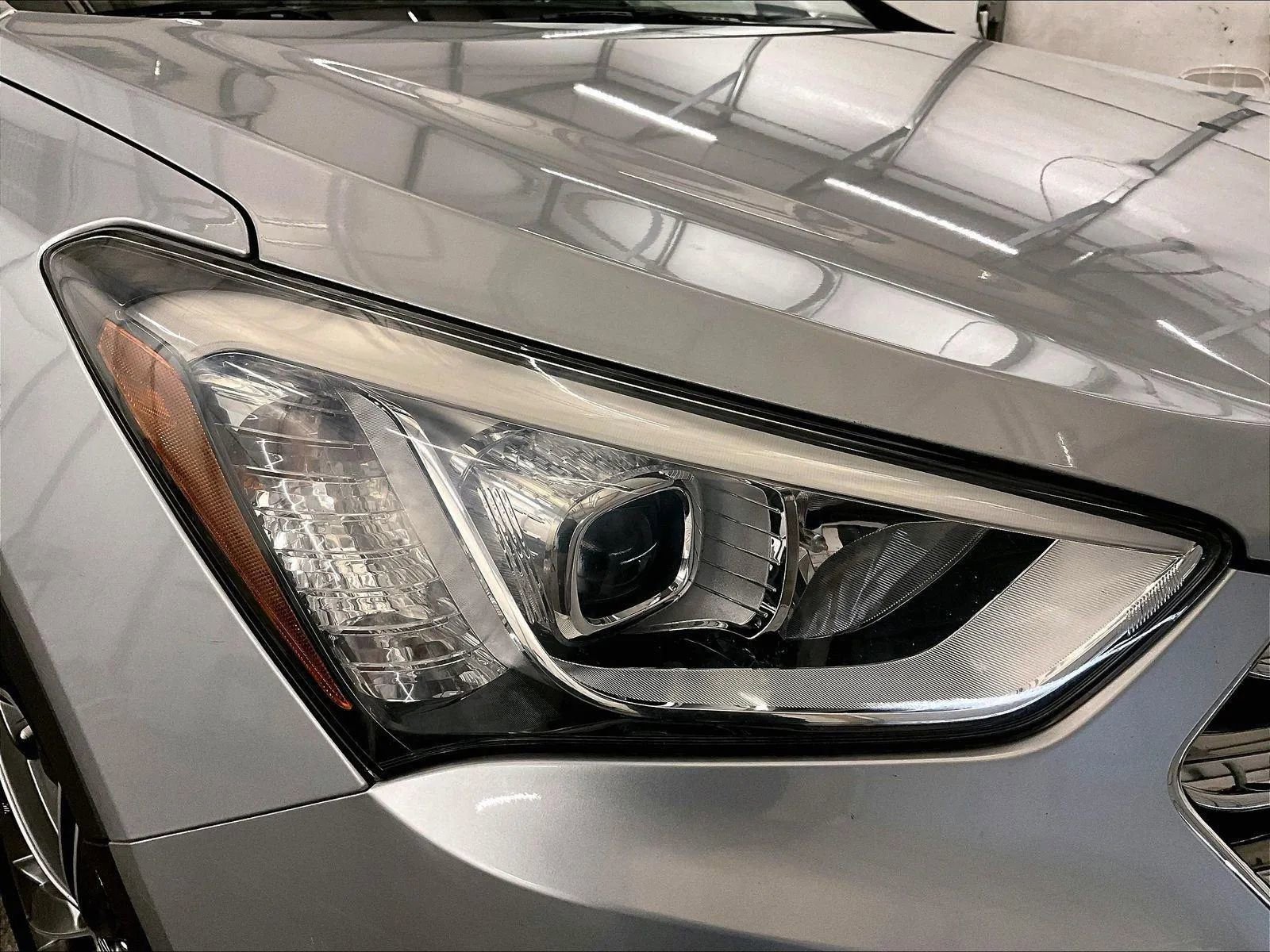 Used 2015 Hyundai Santa Fe Limited w/ Option Group 04 AWD/4WD image 28