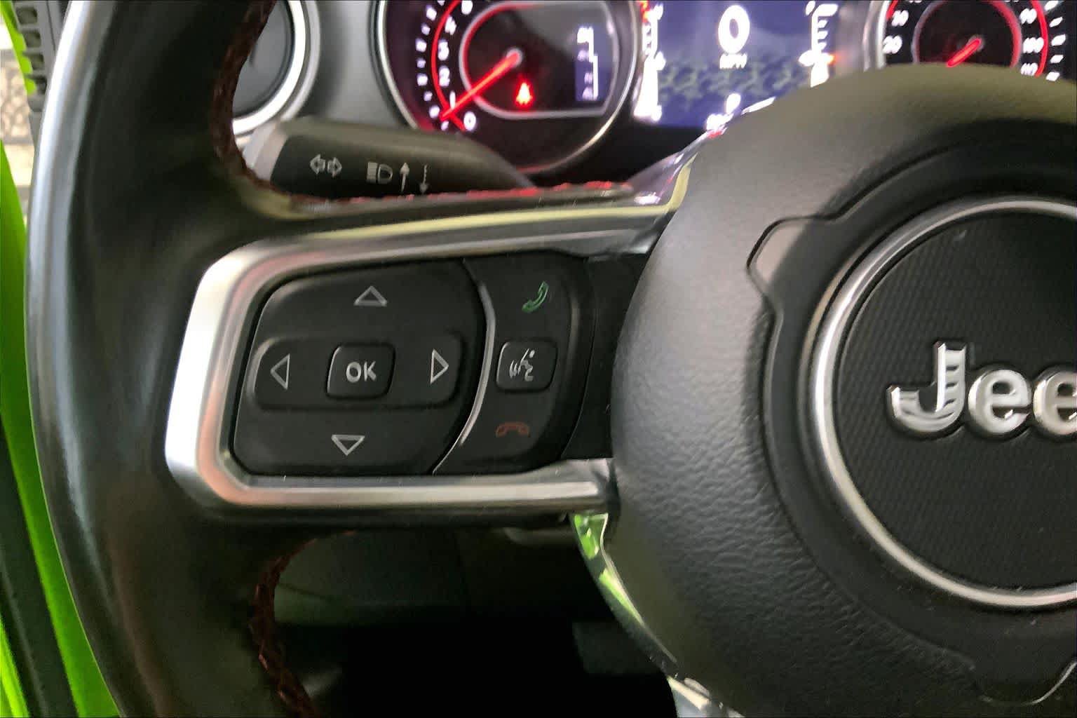 Used 2021 Jeep Gladiator Rubicon AWD/4WD image 23