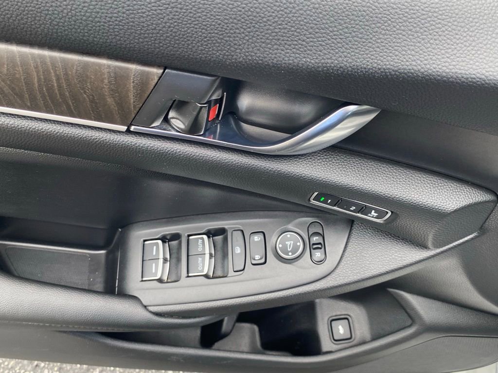 Used 2021 Honda Accord EX-L image 22