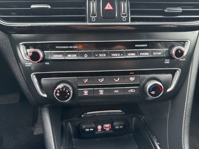 Used 2020 Kia Optima LX image 21