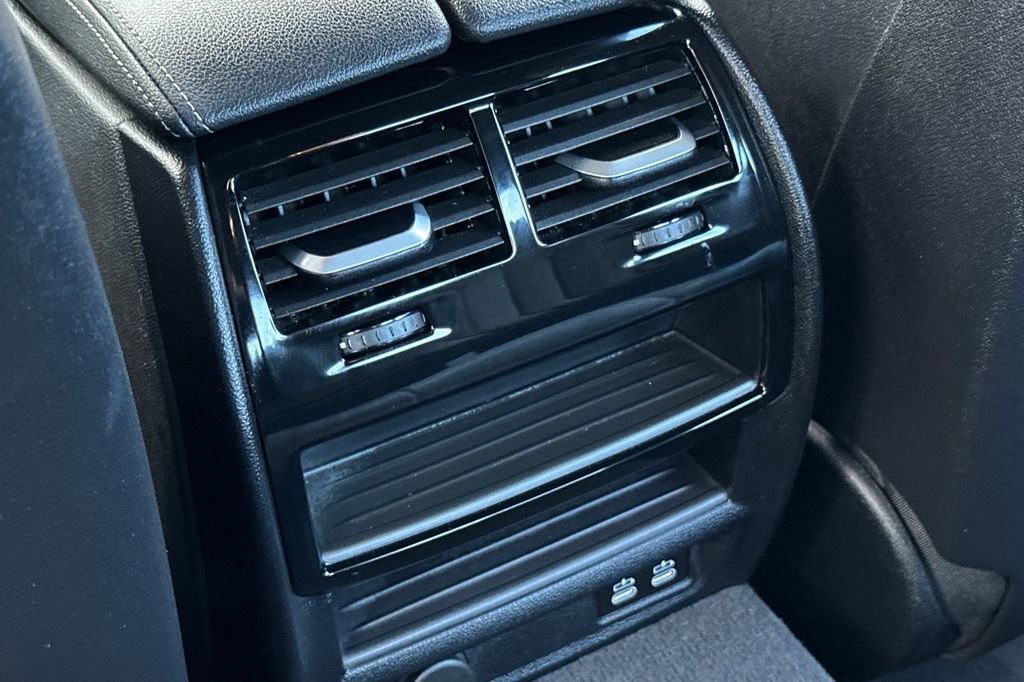 Used 2023 BMW 530e w/ M Sport Package image 13