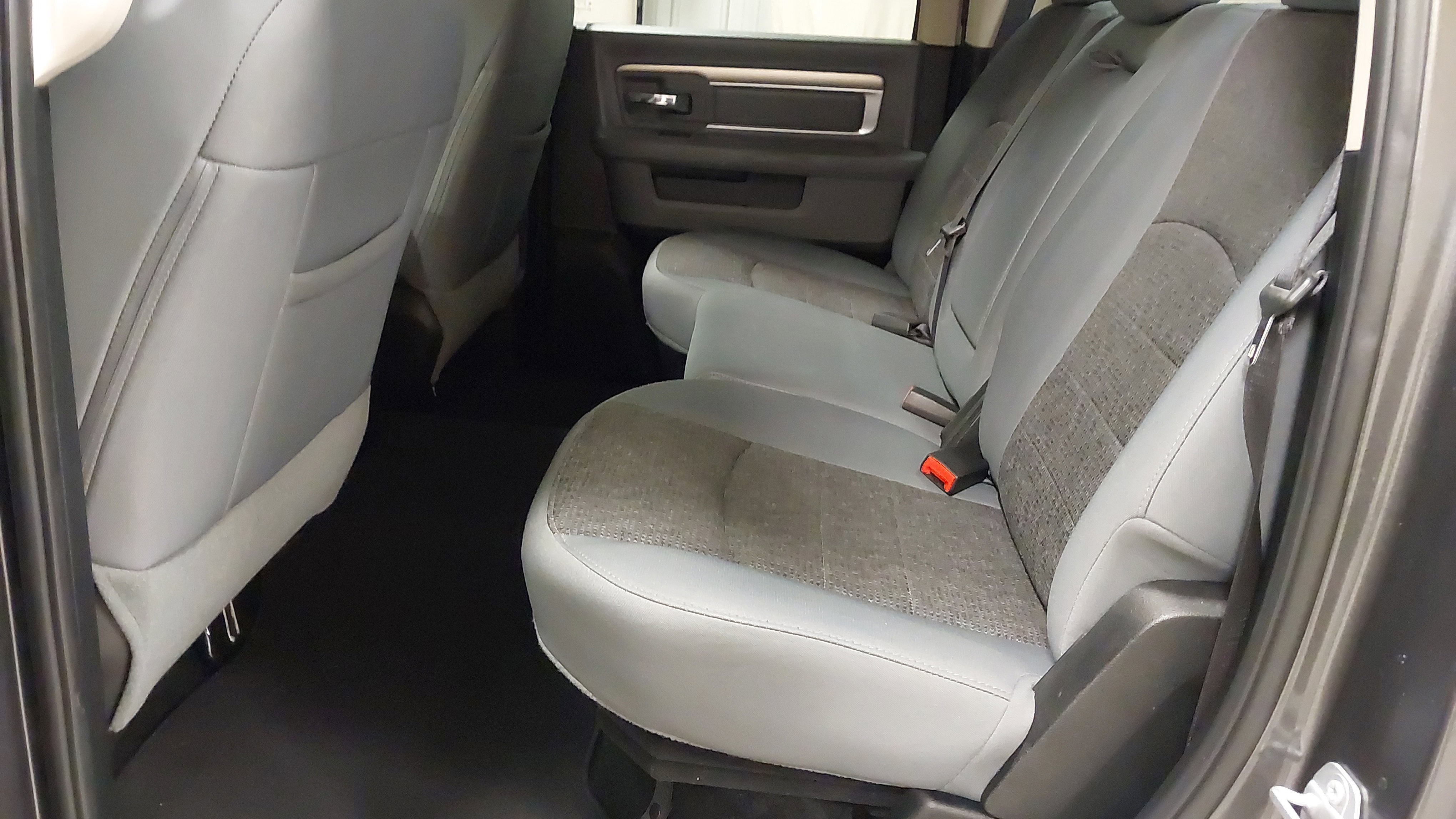 Used 2016 RAM 1500 Big Horn image 38