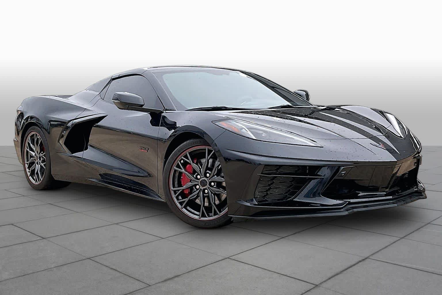 Used 2023 Chevrolet Corvette Stingray Premium Conv w/ Z51 Performance Package RWD image 4