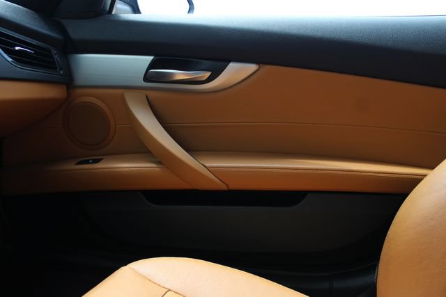Used 2014 BMW Z4 sDrive28i RWD image 18