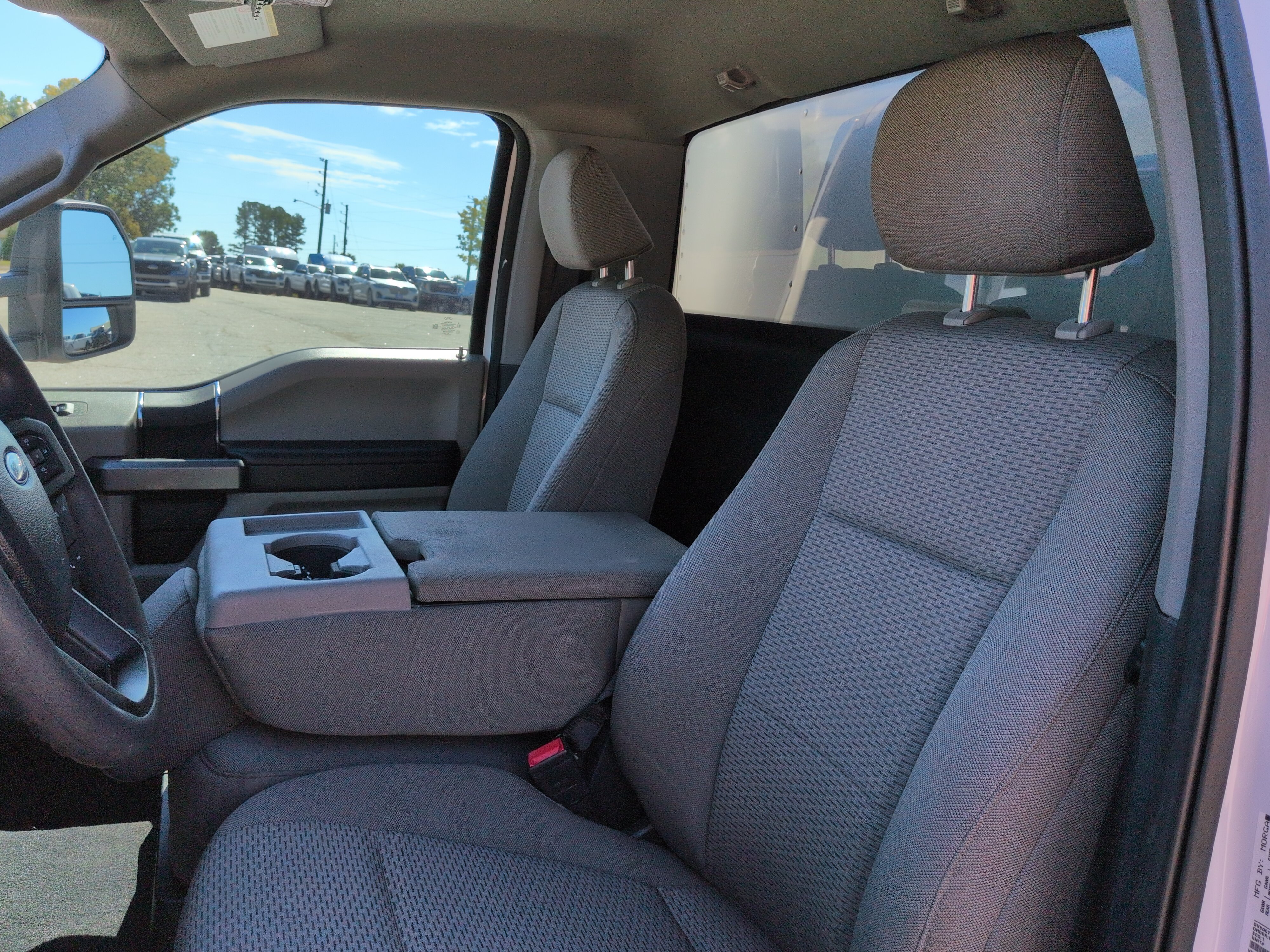 Used 2022 Ford F350 XLT RWD image 12