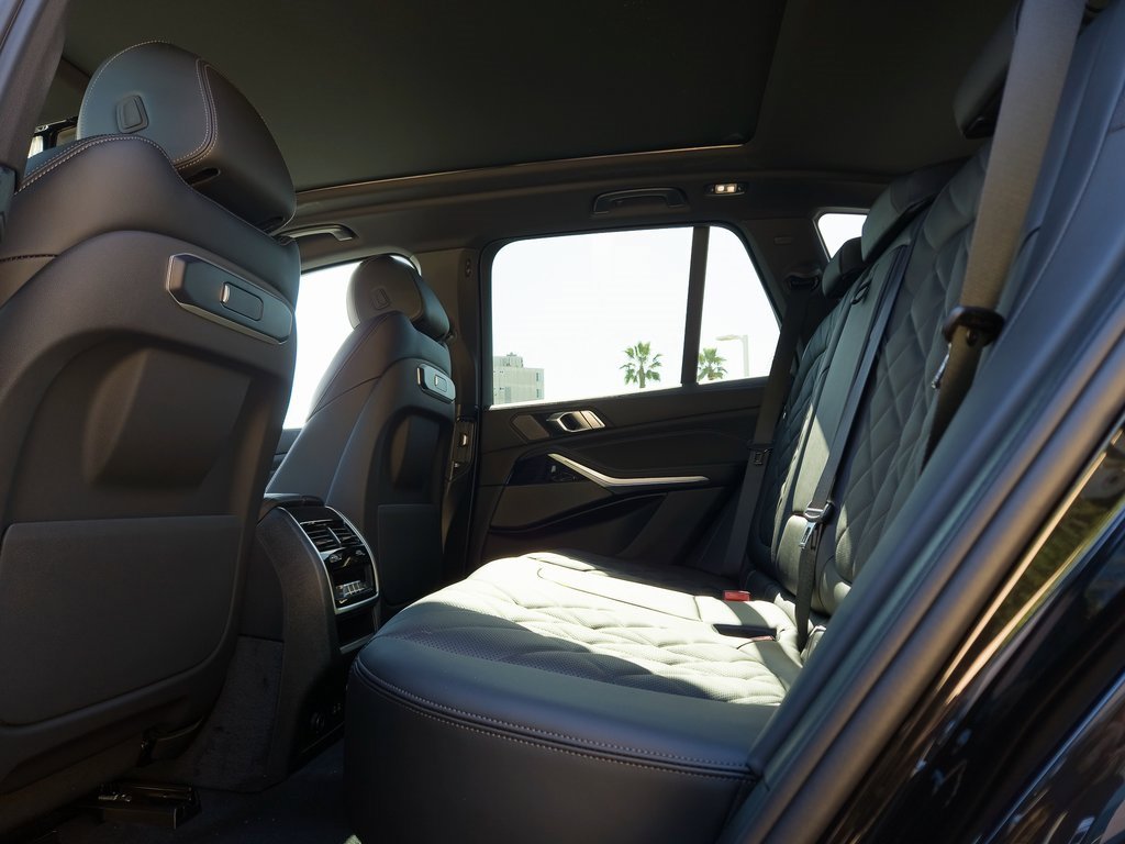 New 2026 BMW X5 xDrive50e w/ M Sport Package image 17