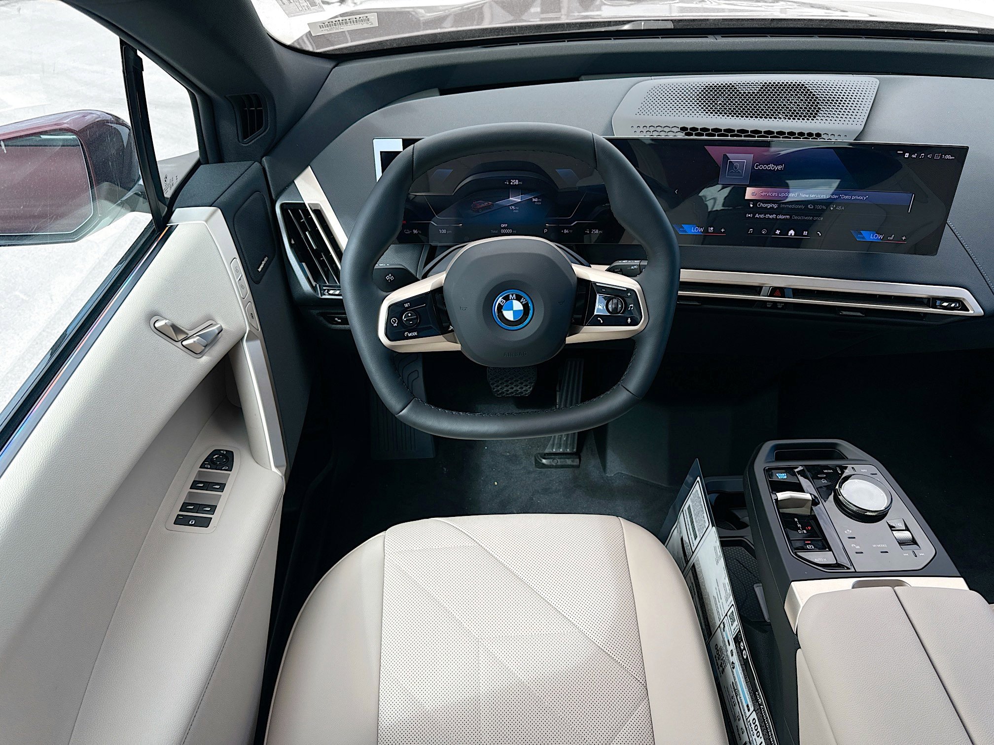 New 2025 BMW iX xDrive50 image 22