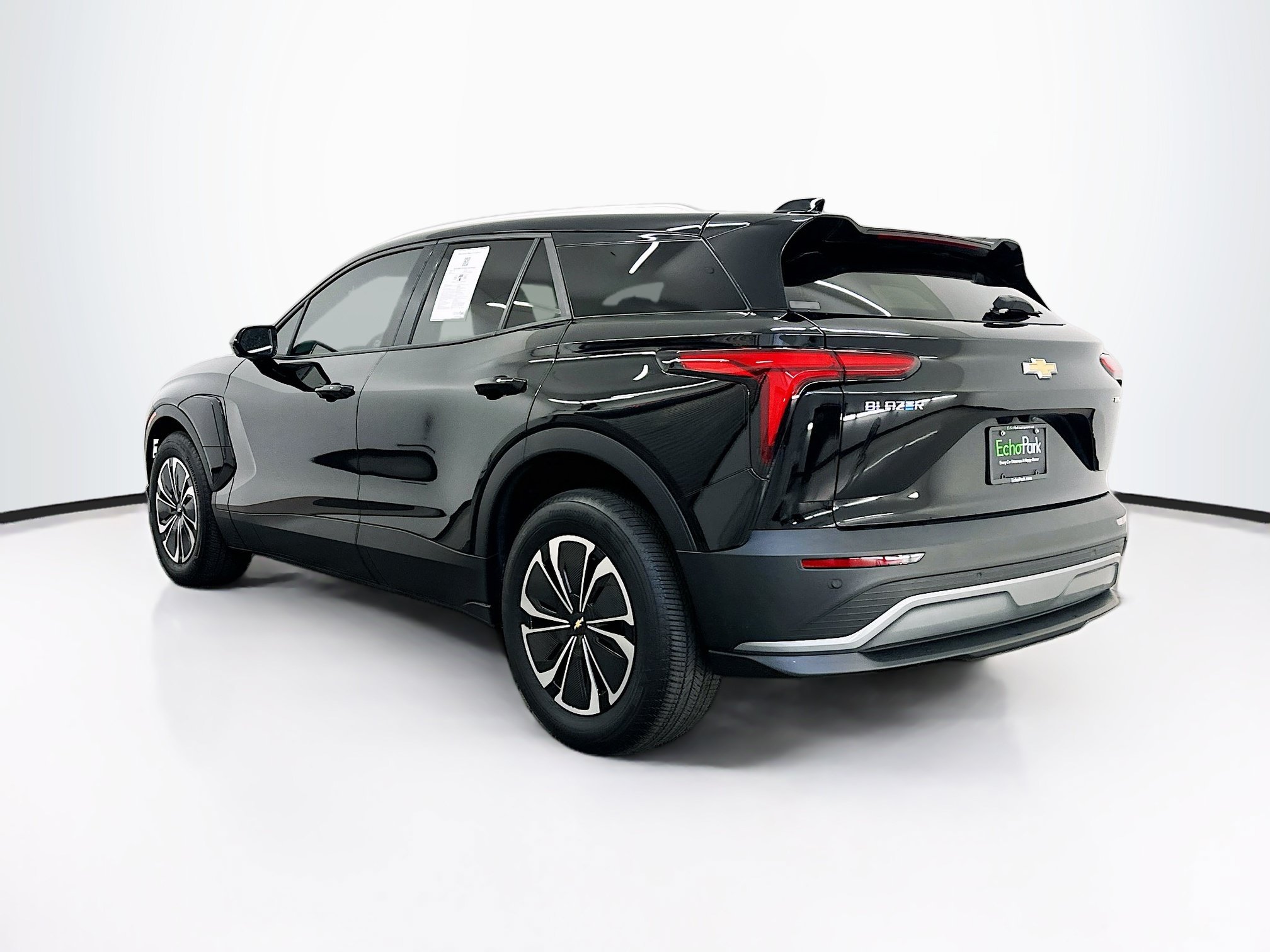 Used 2024 Chevrolet Blazer EV LT AWD/4WD image 5