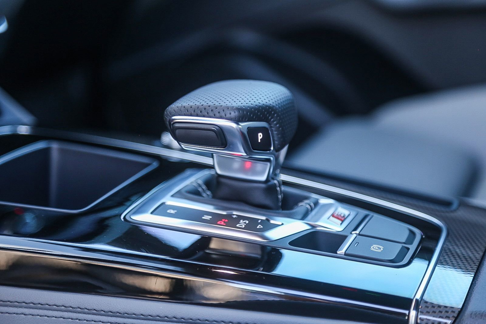 Used 2025 Audi SQ5 Premium Plus image 24