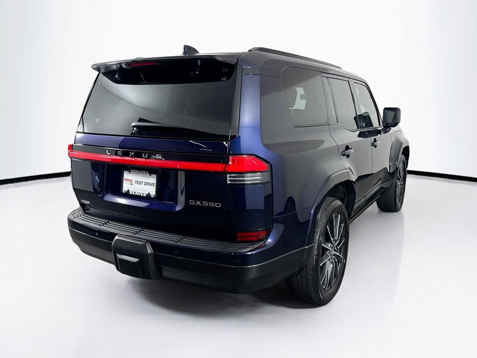 Used 2025 Lexus GX 550 w/ Accessory Package (2T) AWD/4WD image 2