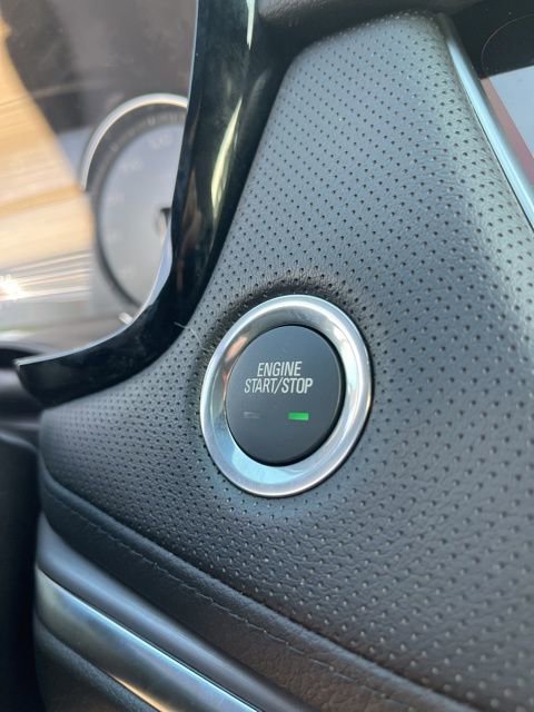 New 2026 Cadillac XT5 Luxury w/ LPO, ONYX Package image 22