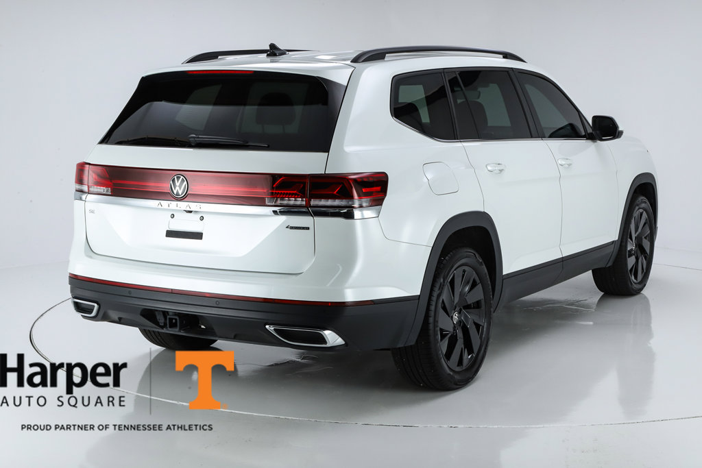 Used 2026 Volkswagen Atlas SE w/ Panoramic Sunroof Package AWD/4WD image 9