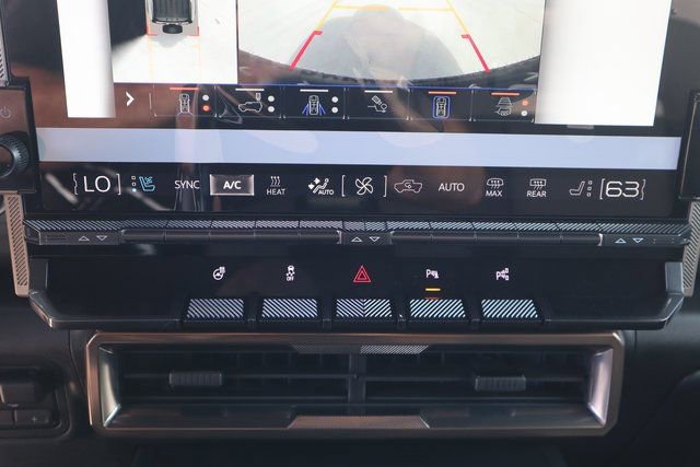 New 2025 GMC Hummer EV 2X image 23