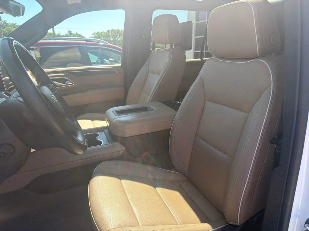Used 2023 Chevrolet Tahoe Premier w/ Advanced Technology Package AWD/4WD image 13