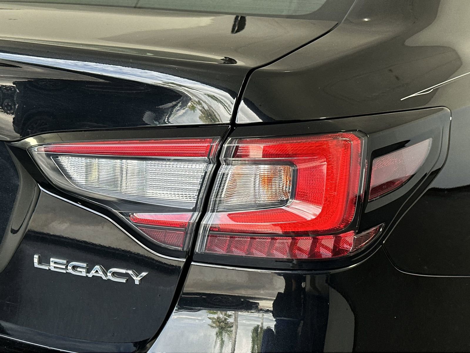 Used 2020 Subaru Legacy Premium image 29