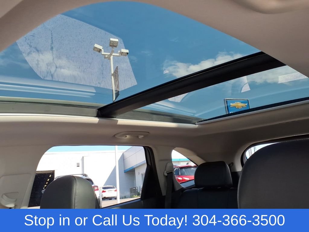 Used 2023 Kia Sorento S w/ Panoramic Sunroof Package AWD/4WD image 19