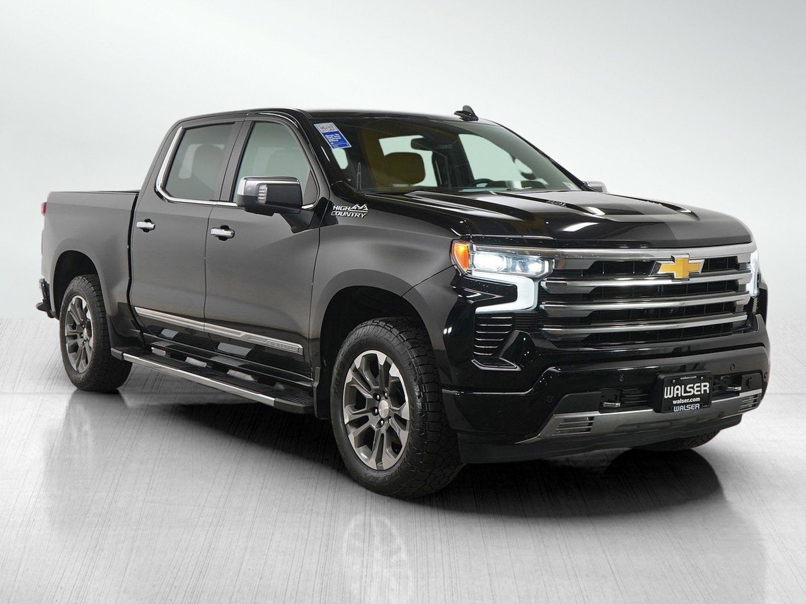 Used 2023 Chevrolet Silverado 1500 High Country AWD/4WD image 7
