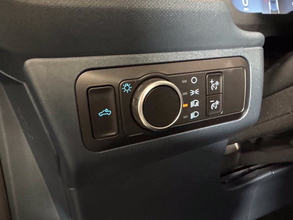 Used 2025 Ford Maverick Lariat AWD/4WD image 23