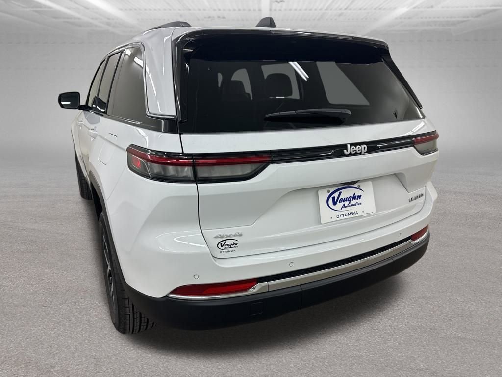 New 2025 Jeep Grand Cherokee Limited image 8