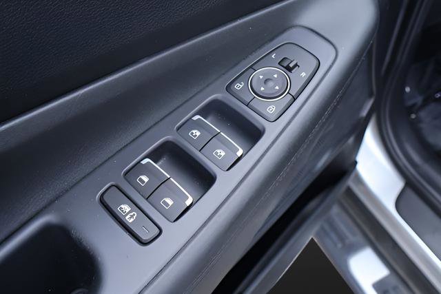 Used 2022 Hyundai Santa Fe XRT FWD image 12