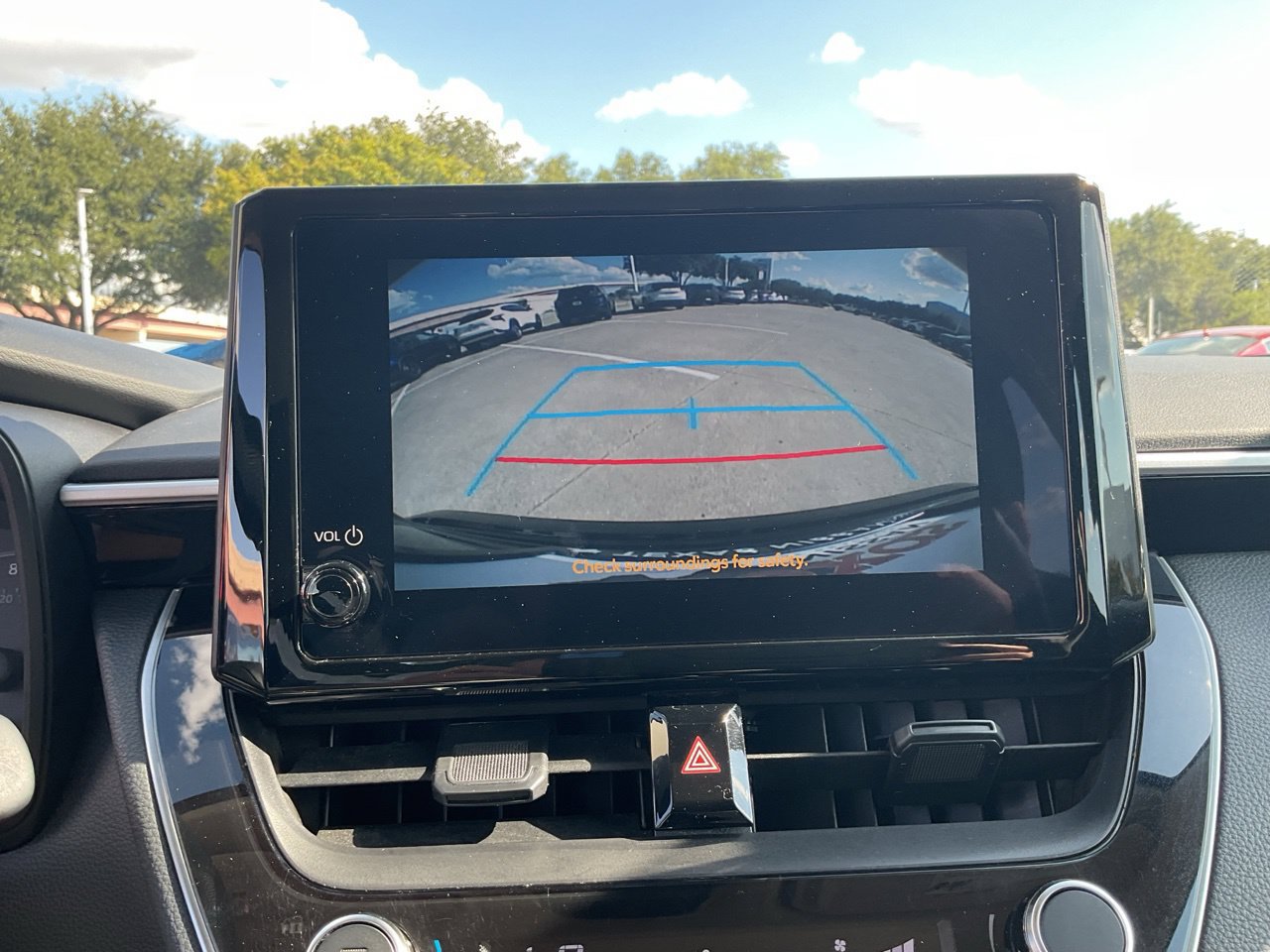 Used 2025 Toyota Corolla LE FWD image 26