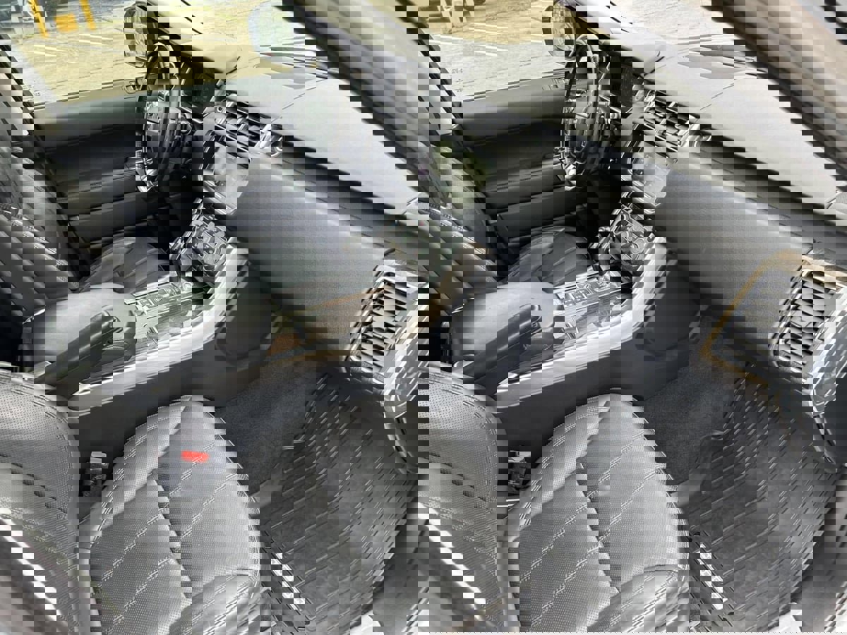 Used 2017 Land Rover Range Rover Sport image 22