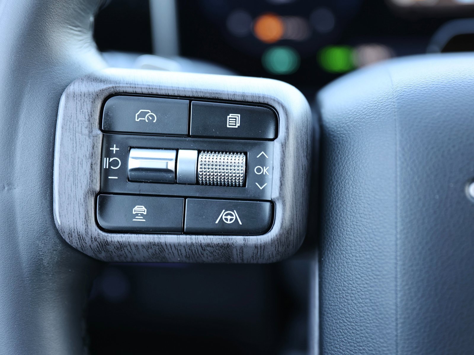 Certified 2025 Hyundai Santa Fe Limited image 39