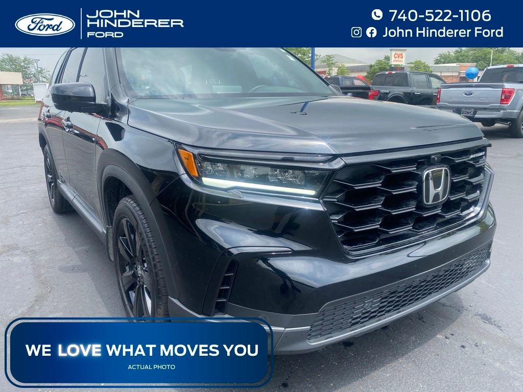Used 2025 Honda Pilot Black Edition image 1