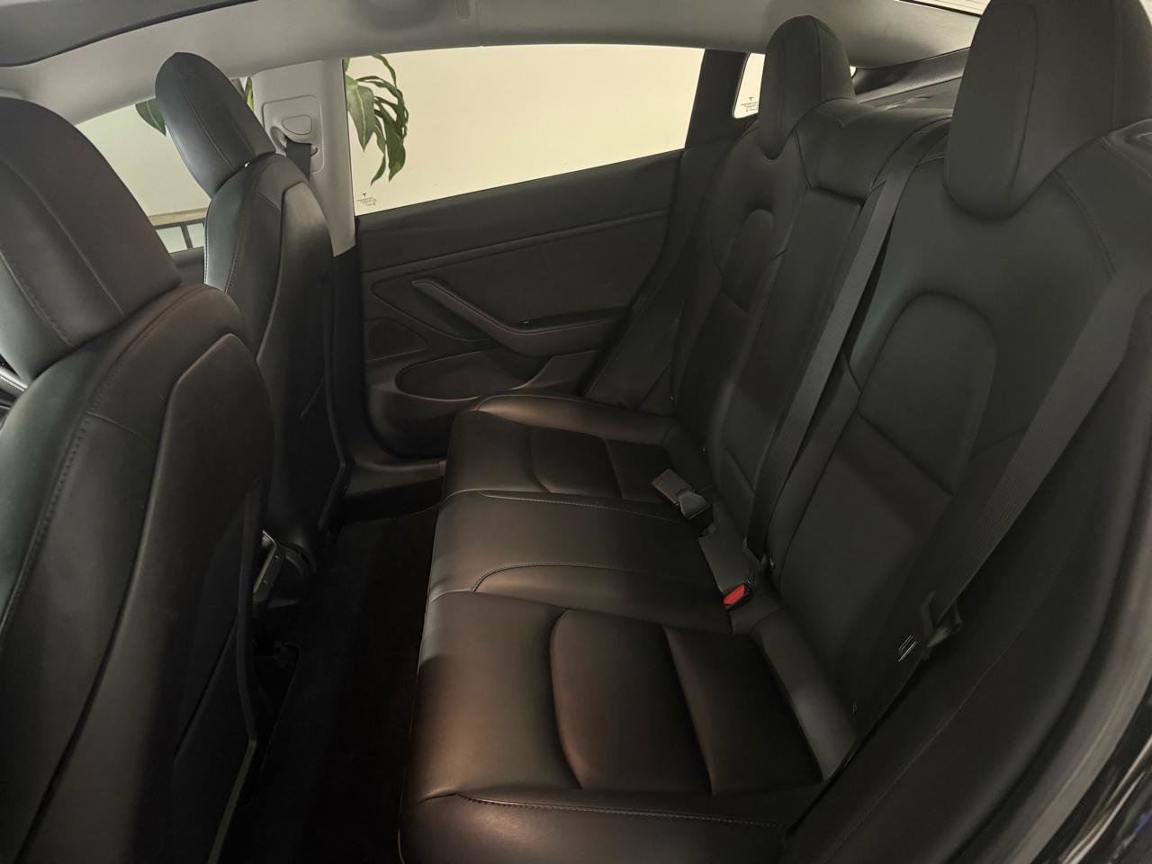 Used 2018 Tesla Model 3 Long Range image 12