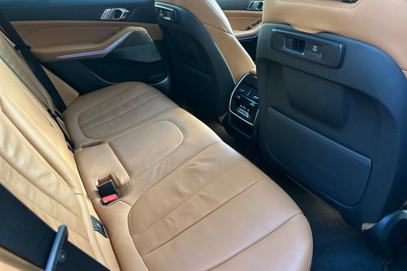 Used 2022 BMW X5 xDrive40i w/ M Sport Package image 22