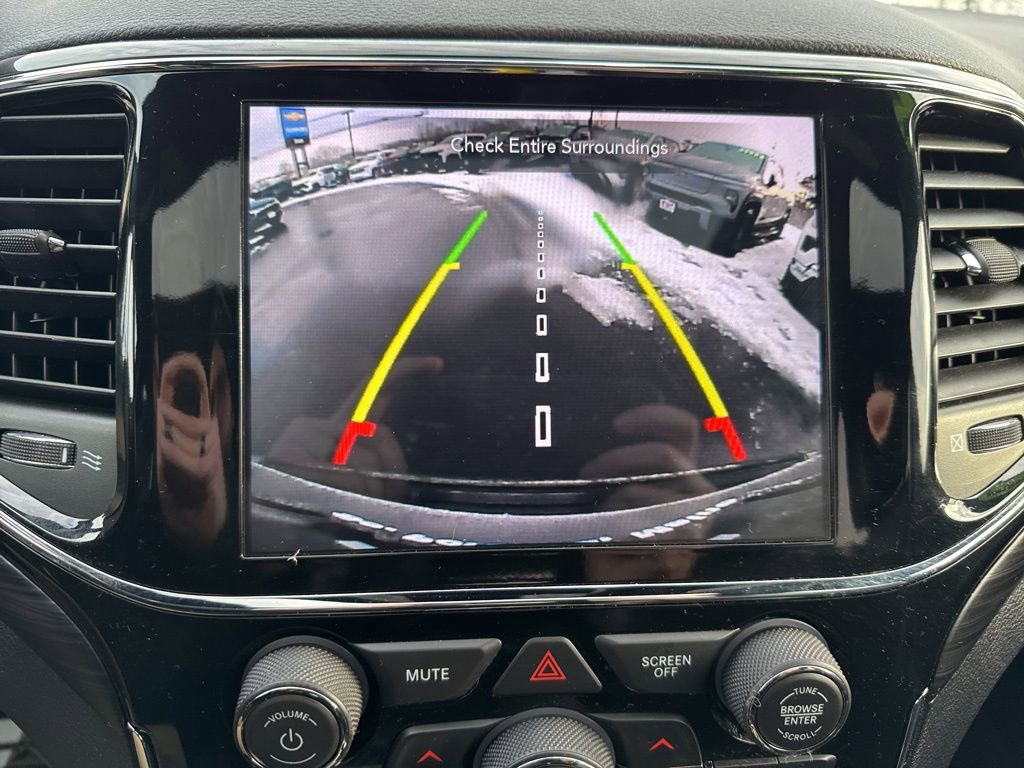 Used 2020 Jeep Grand Cherokee Altitude image 28