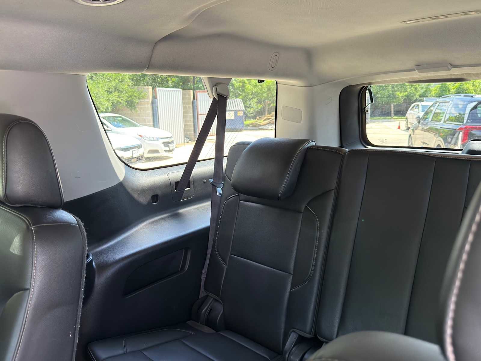 Used 2016 GMC Yukon XL SLT w/ Open Road Package RWD image 33