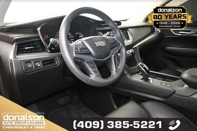 Used 2017 Cadillac XT5 Premium Luxury w/ Driver Assist Package FWD image 8