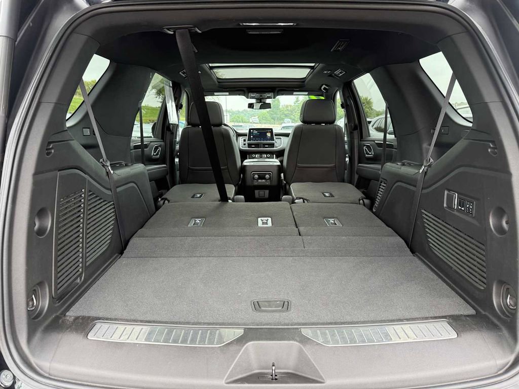 Used 2022 Chevrolet Tahoe RST image 10