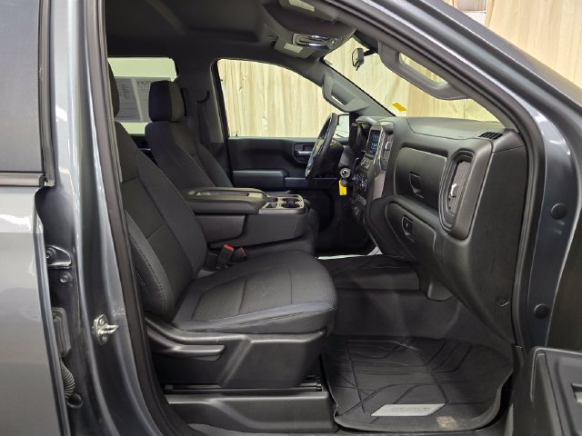 Used 2019 Chevrolet Silverado 1500 Custom w/ Custom Value Package AWD/4WD image 28