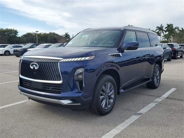 Used 2025 INFINITI QX80 Pure image 2