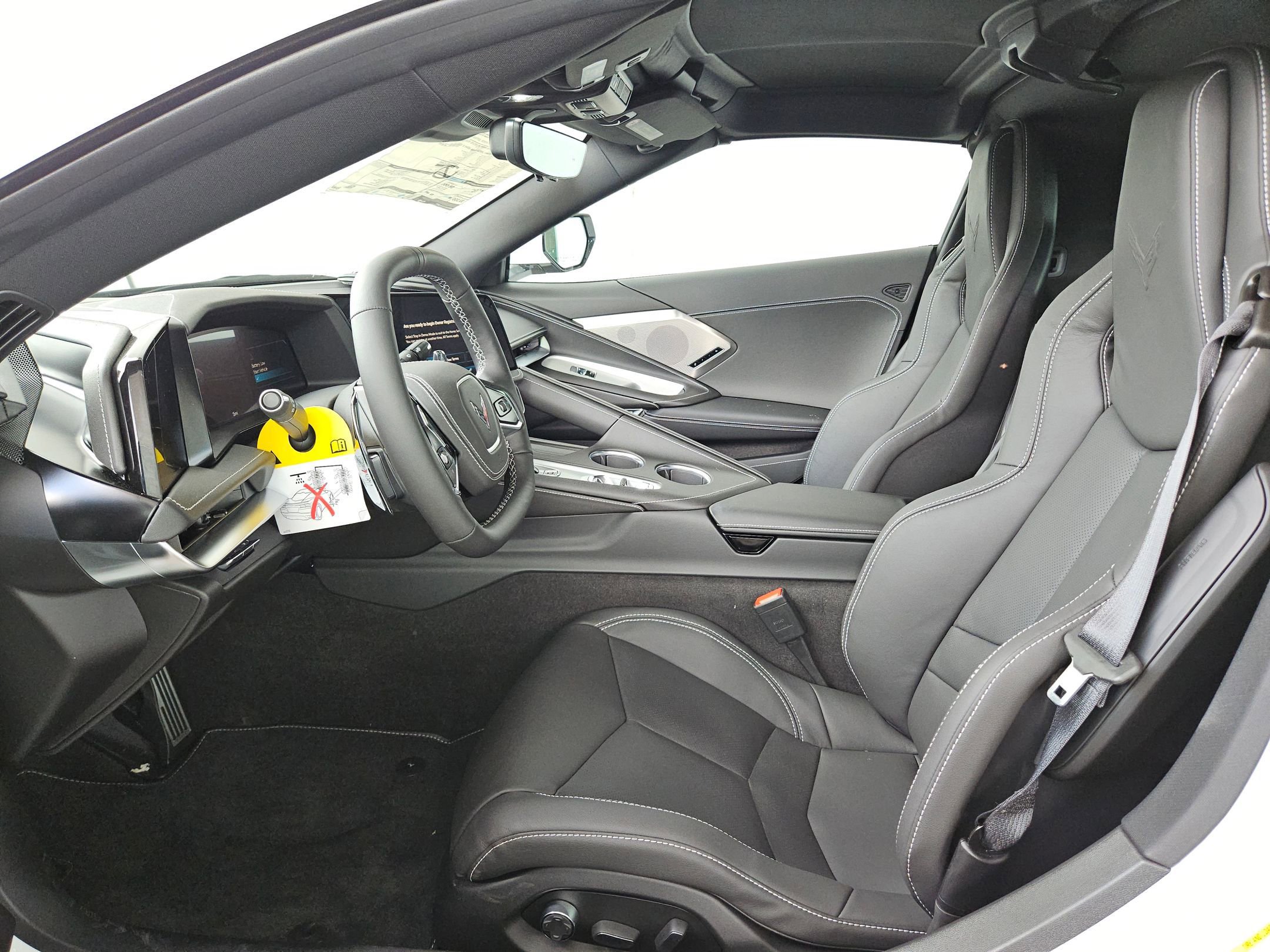 New 2026 Chevrolet Corvette Stingray Preferred Cpe w/ 2LT RWD image 7