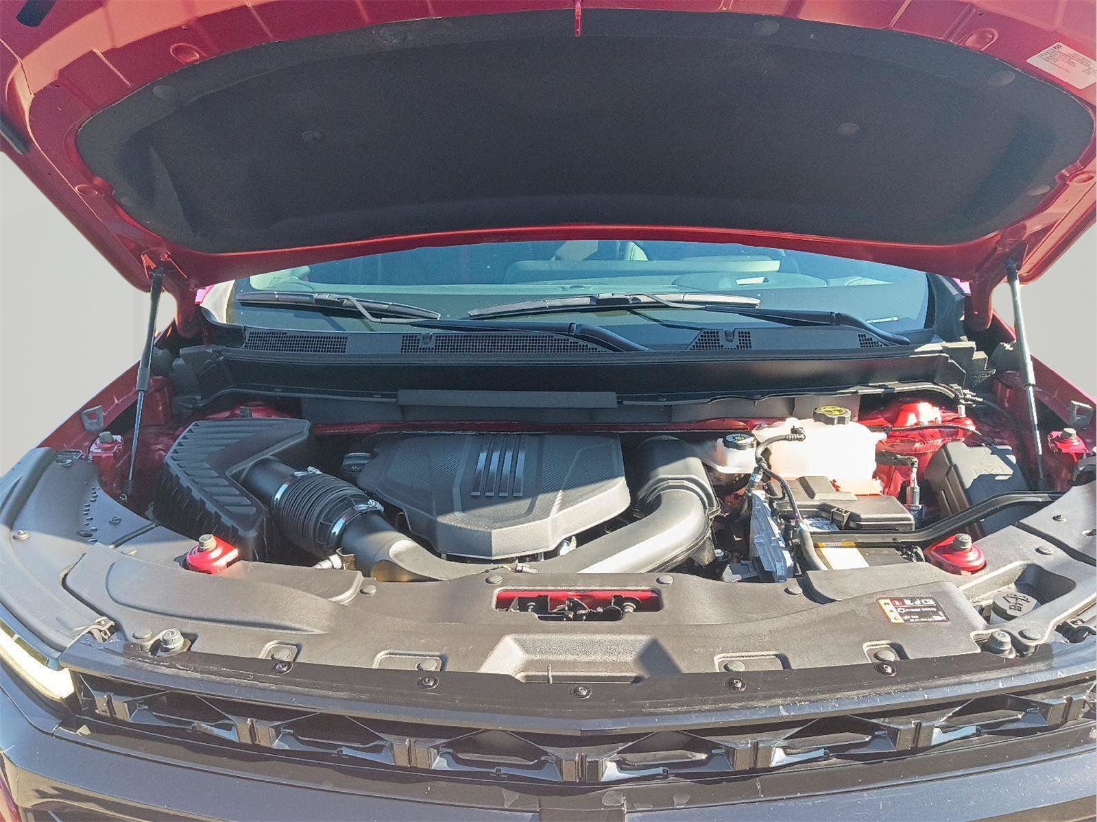 Used 2026 Chevrolet Traverse RS FWD image 19