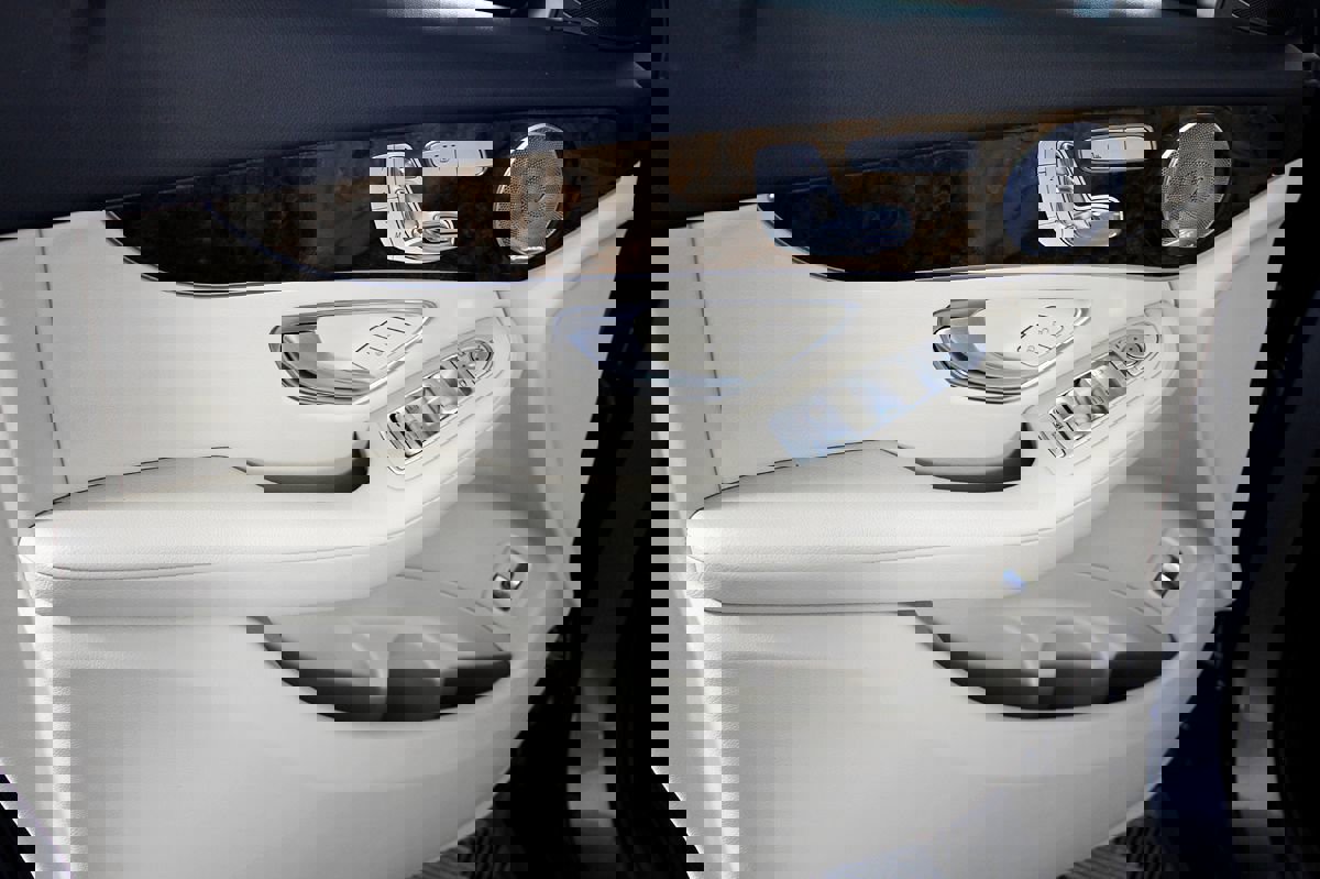 Used 2017 Mercedes-Benz GLC 300 4MATIC image 15