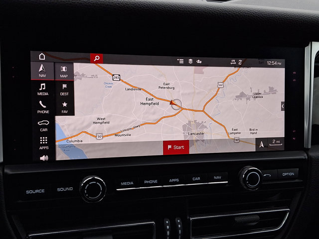 Used 2021 Porsche Macan image 18